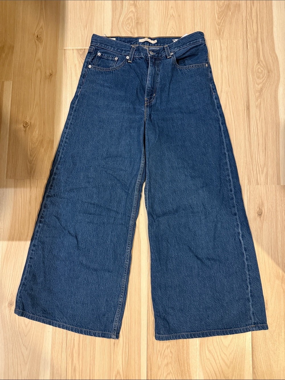 Levi's Loose Wide Leg Crop